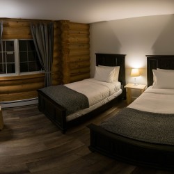A room with 2 twin beds in Golden B.C.