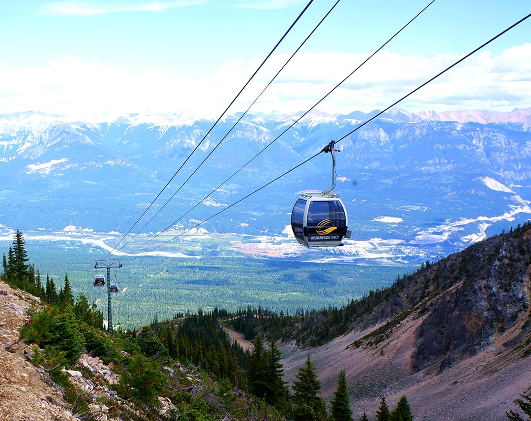 gondola ride kicking horse mountain resort golden bc