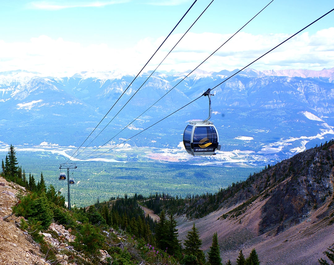 Kicking Horse Mountain Resort gondola