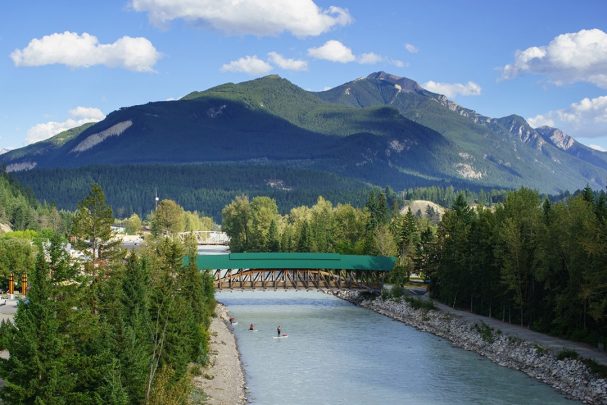 5 Best Views in Golden BC - Scenery the Canadian Rockies are Known for